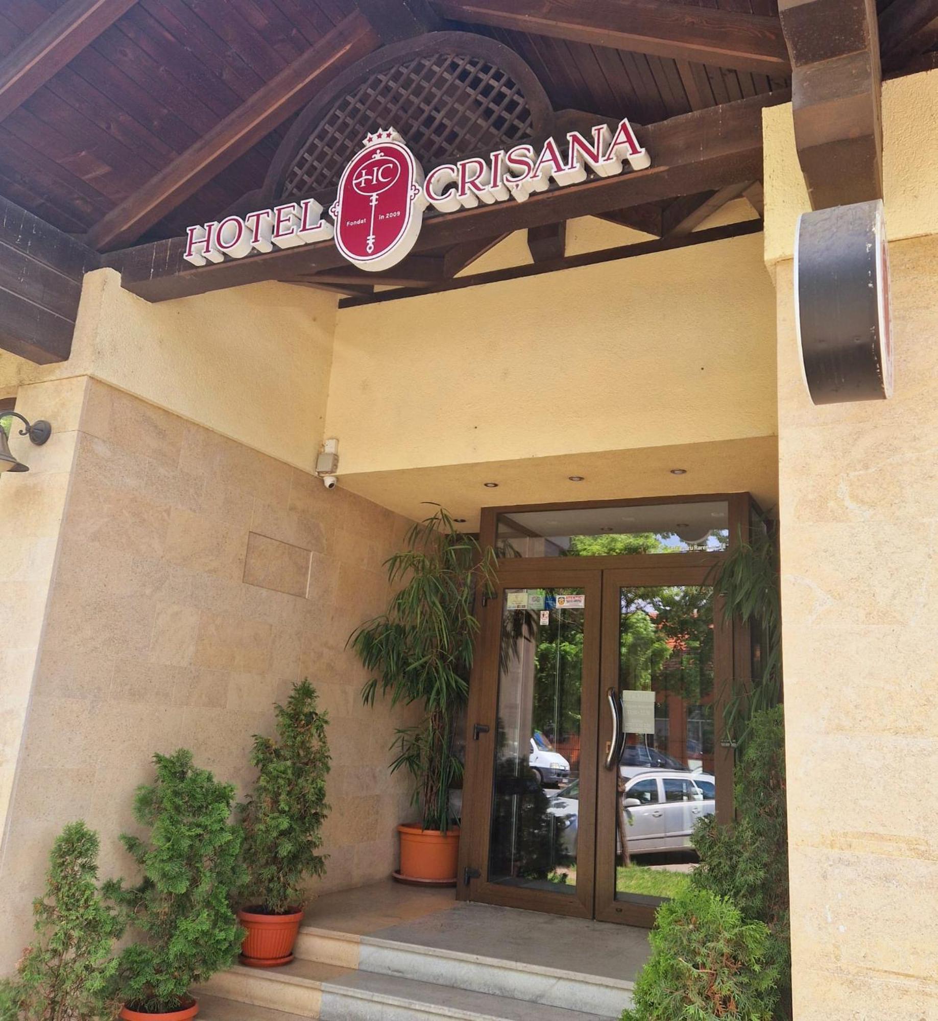 克瑞萨纳阿拉德酒店 外观 照片